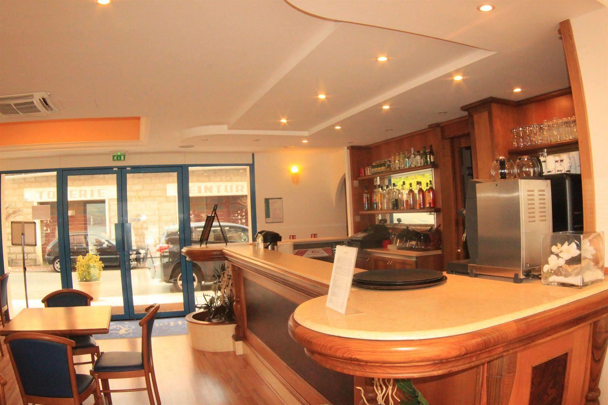 Le Neptune & Spa Проприано Екстериор снимка